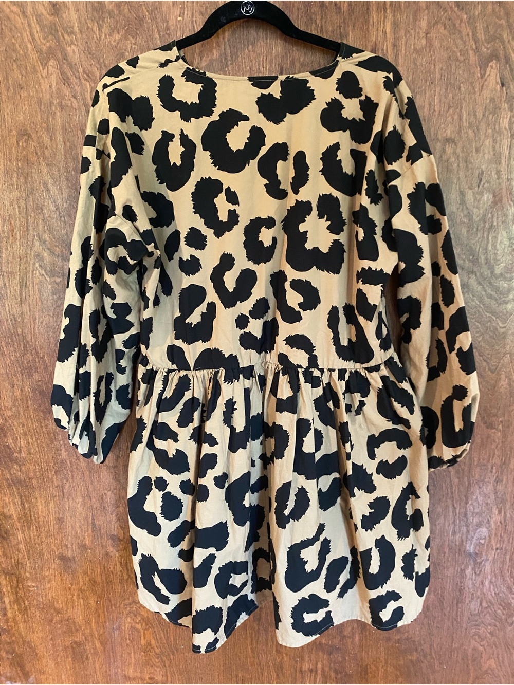 ASOS Design 100% Cotton Leopard Print V-Neck Long Sleeve Mini Dress - Picture 7 of 8